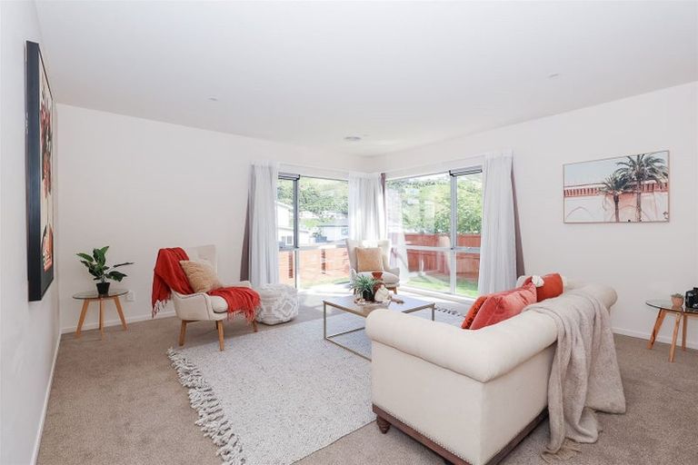 Photo of property in 11 Crompton Avenue, Churton Park, Wellington, 6037