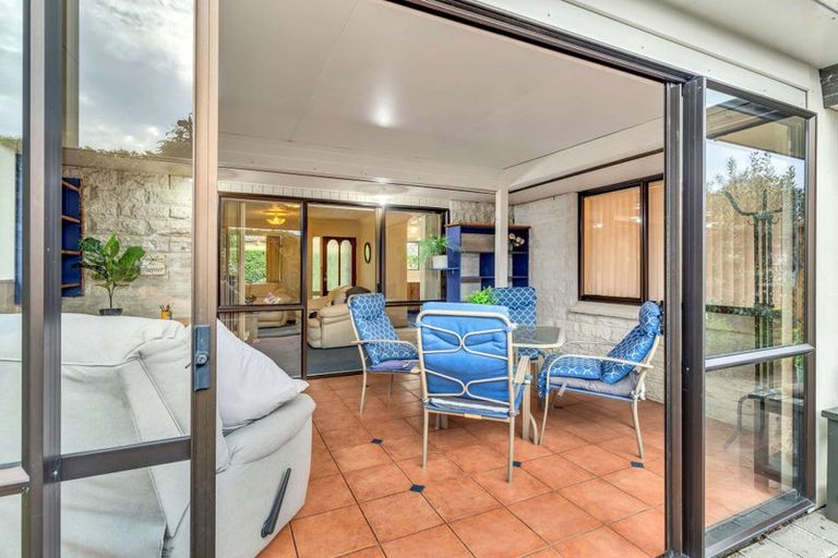 Photo of property in 3 Caroline Crescent, Highbury, Palmerston North, 4412