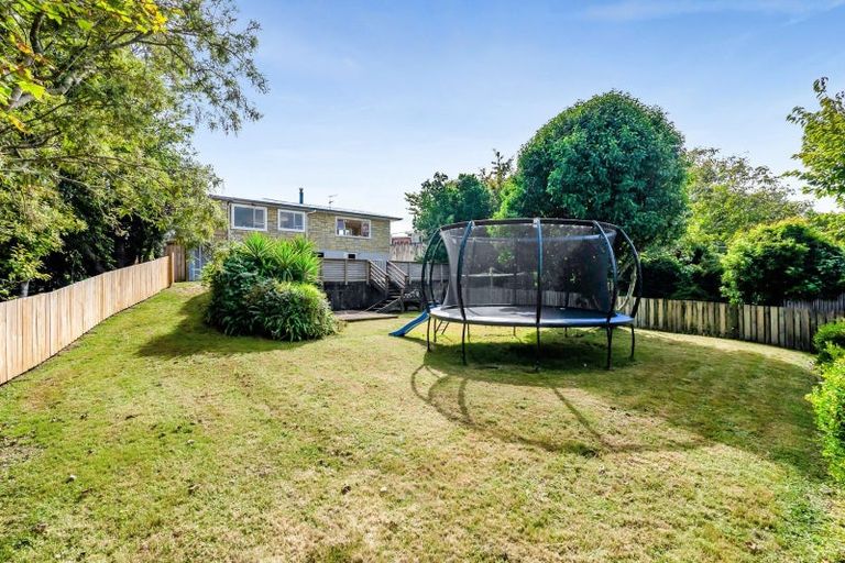 Photo of property in 13f York Crescent, Westown, New Plymouth, 4310