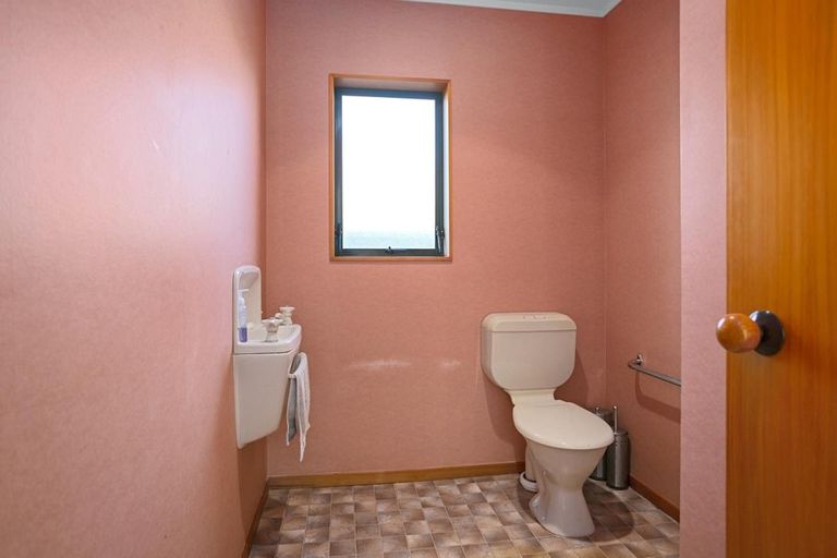 Photo of property in 99 Browning Street, Leamington, Cambridge, 3432