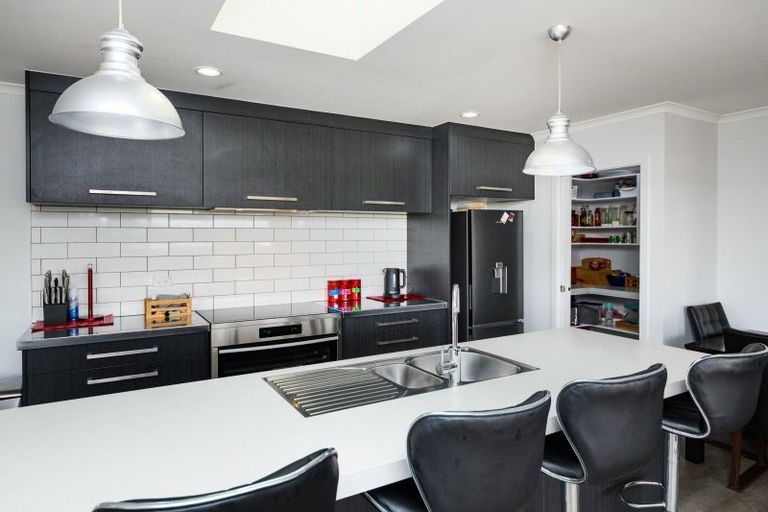 Photo of property in 14 Fallow Avenue, Feilding, 4775