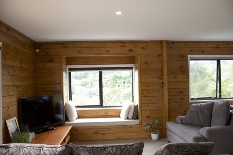 Photo of property in 47 Stillwater Crescent, Stillwater, Silverdale, 0993