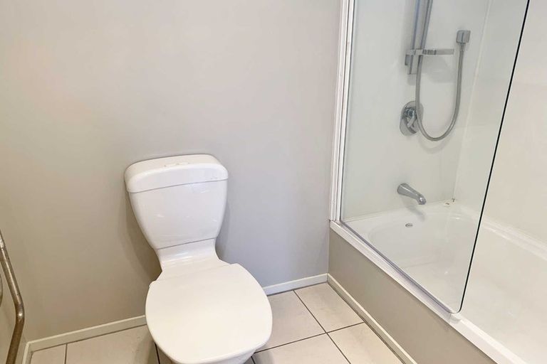 Photo of property in 52b Brockworth Place, Riccarton, Christchurch, 8011