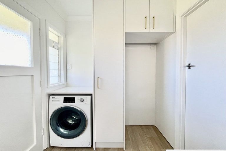 Photo of property in 20-20a Cottle Street, Avalon, Lower Hutt, 5011