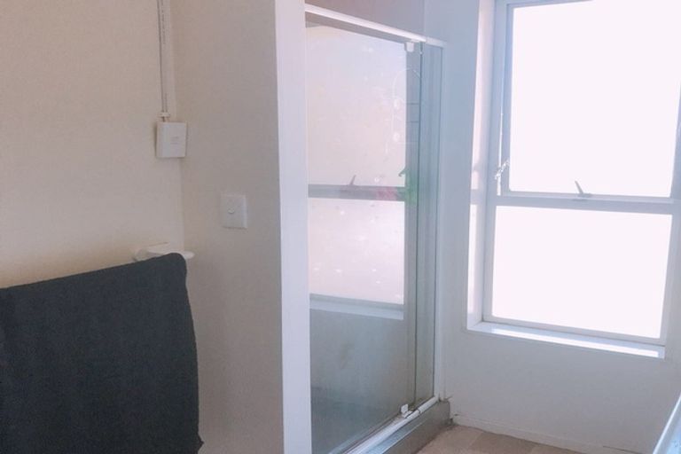 Photo of property in 28 Gibson Drive, Hornby, Christchurch, 8042