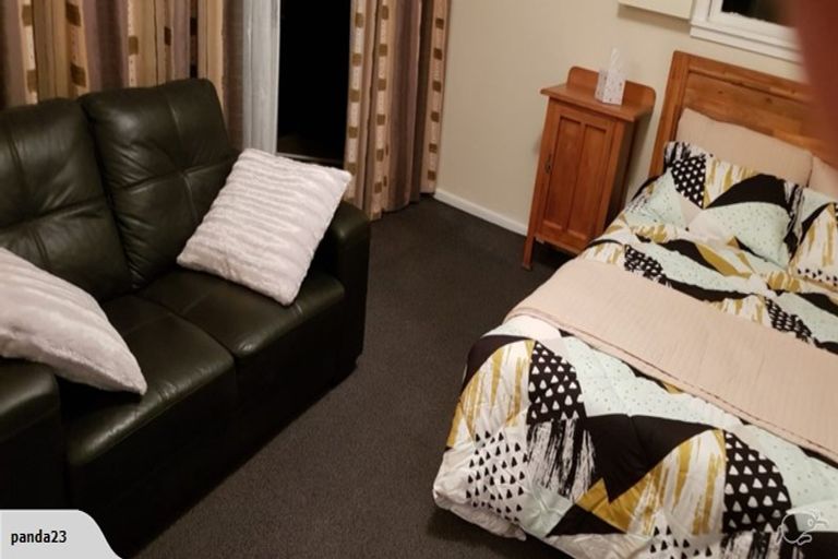 Photo of property in 1/13 Kokiri Street, Te Atatu South, Auckland, 0610