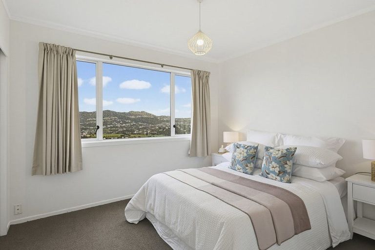 Photo of property in 8a Ceres Crescent, Johnsonville, Wellington, 6037