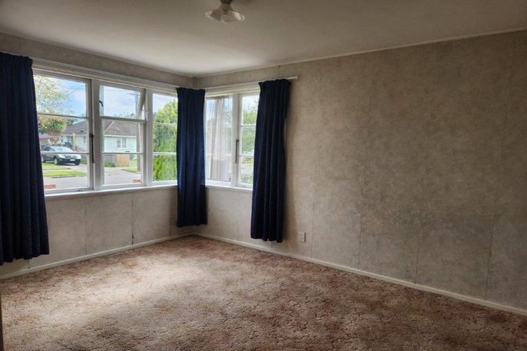 Photo of property in 24 Earnslaw Crescent, Bryndwr, Christchurch, 8053