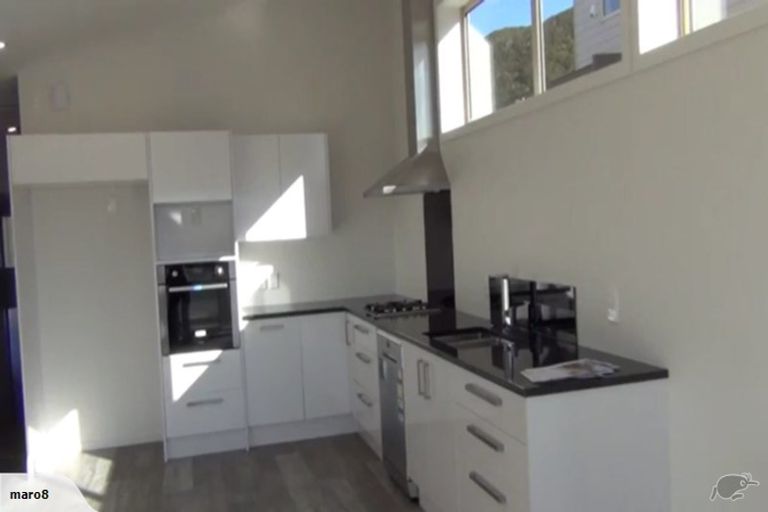 Photo of property in 86a Thurleigh Grove, Karori, Wellington, 6012