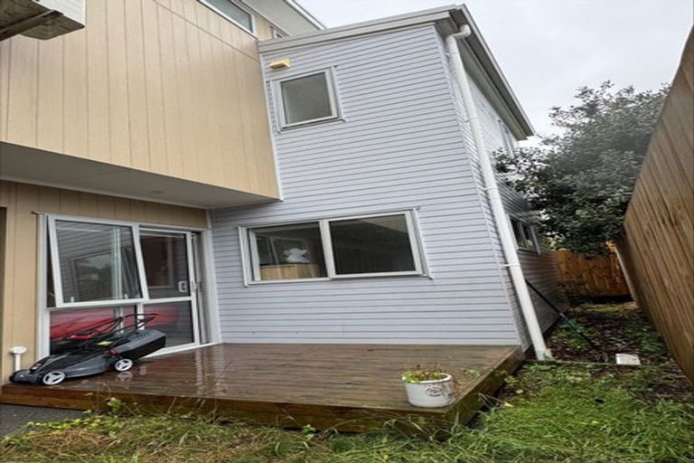 Photo of property in 13e Sealord Place, Clendon Park, Auckland, 2103