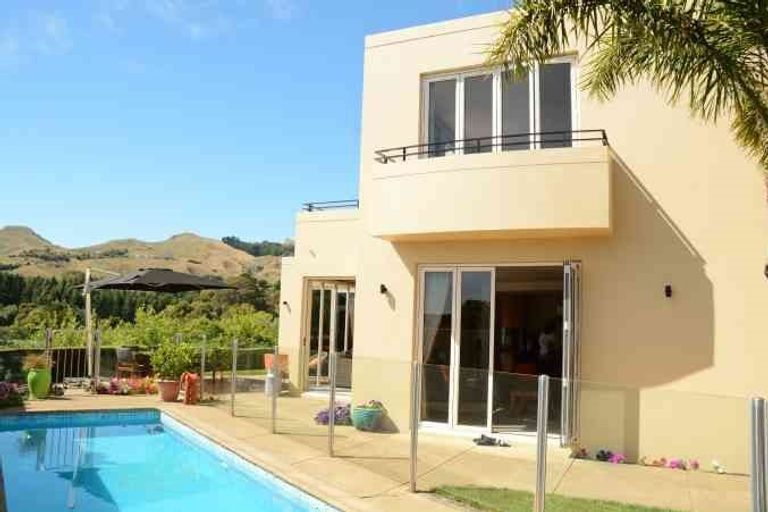 Photo of property in 51 Hikanui Drive, Havelock North, 4130