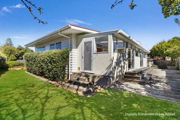 Photo of property in 104 Atawhai Road, Fitzherbert, Palmerston North, 4410
