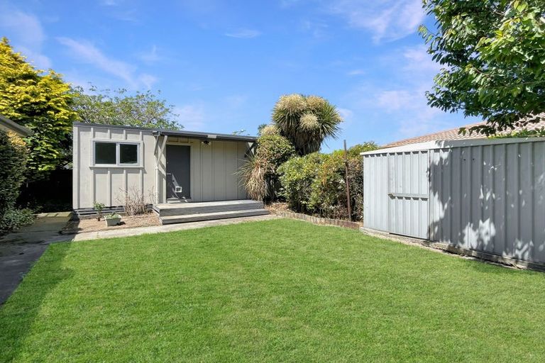 Photo of property in 145b Yaldhurst Road, Sockburn, Christchurch, 8042
