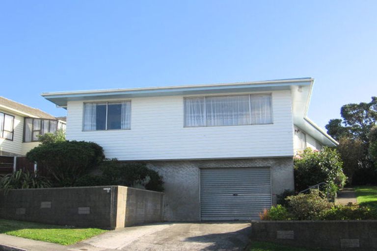 Photo of property in 6 Rossport Street, Johnsonville, Wellington, 6037