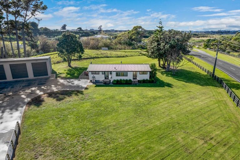 Photo of property in 67 Mosston Road, Castlecliff, Whanganui, 4501