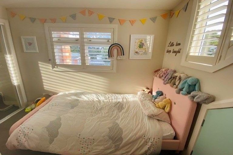 Photo of property in 8 Dodson Avenue, Milford, Auckland, 0620