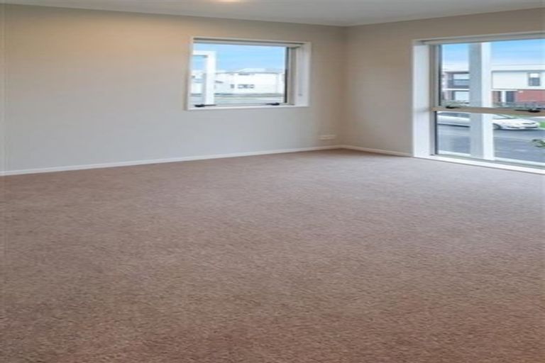 Photo of property in 73 Whenuapai Drive, Whenuapai, Auckland, 0618