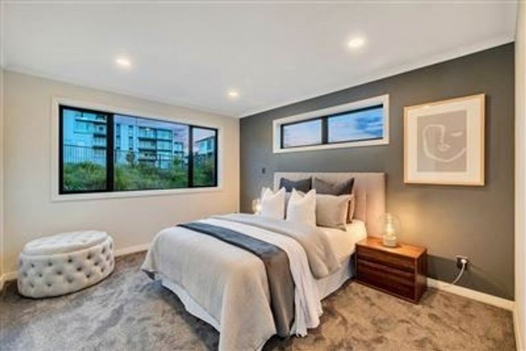 Photo of property in 62 Headland Drive, Long Bay, Auckland, 0630