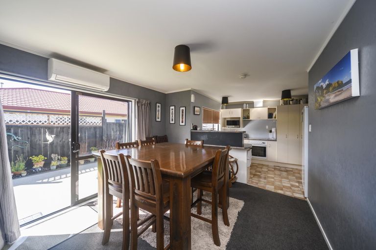 Photo of property in 87 Parnell Heights, Kelvin Grove, Palmerston North, 4414