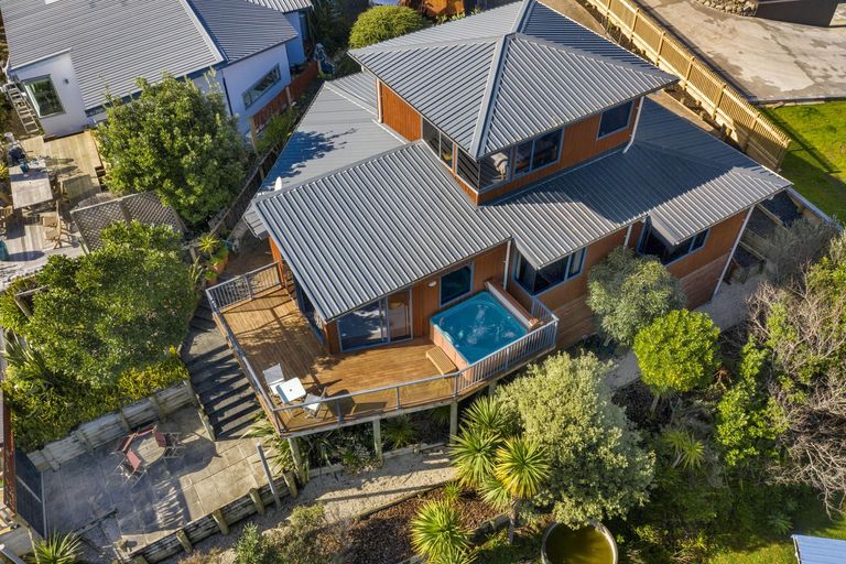 Photo of property in 16 Upper Bow Street, Raglan, 3225