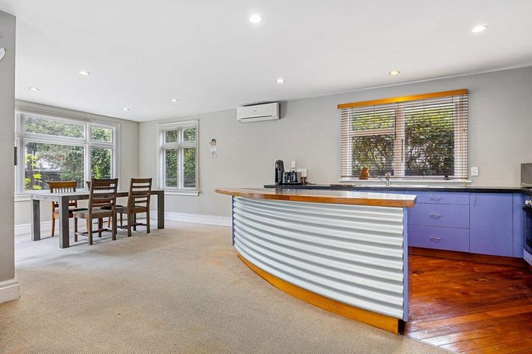 Photo of property in 100 Innes Road, St Albans, Christchurch, 8052