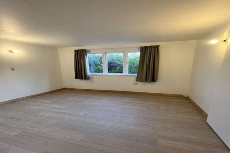 Photo of property in 16 Richards Avenue, Forrest Hill, Auckland, 0620