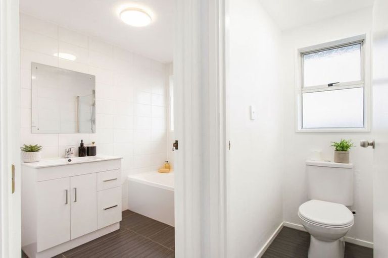 Photo of property in 15 Chadbury Street, Parklands, Christchurch, 8083