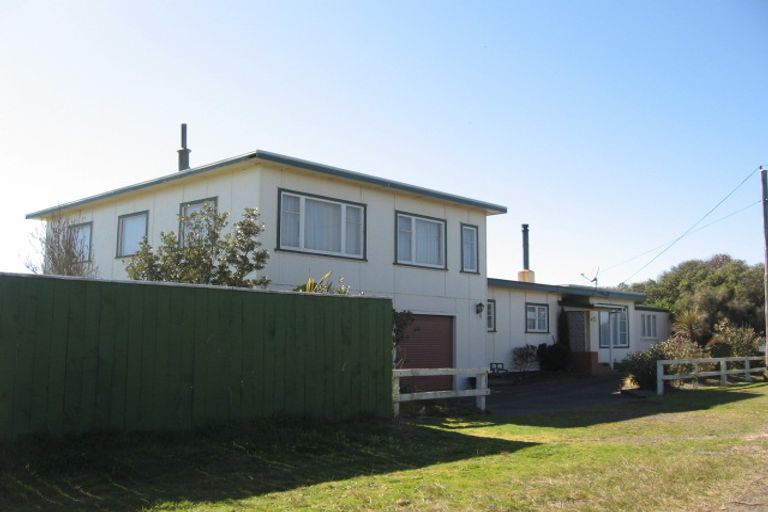 Photo of property in 5 Ngatiawa Street, Himatangi Beach, Foxton, 4891