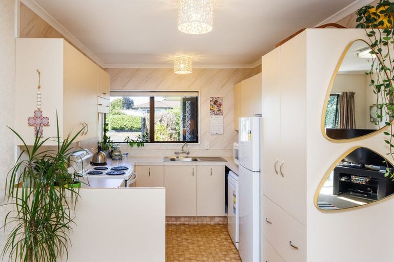 Photo of property in 31 Ake Ake Avenue, Hokowhitu, Palmerston North, 4410