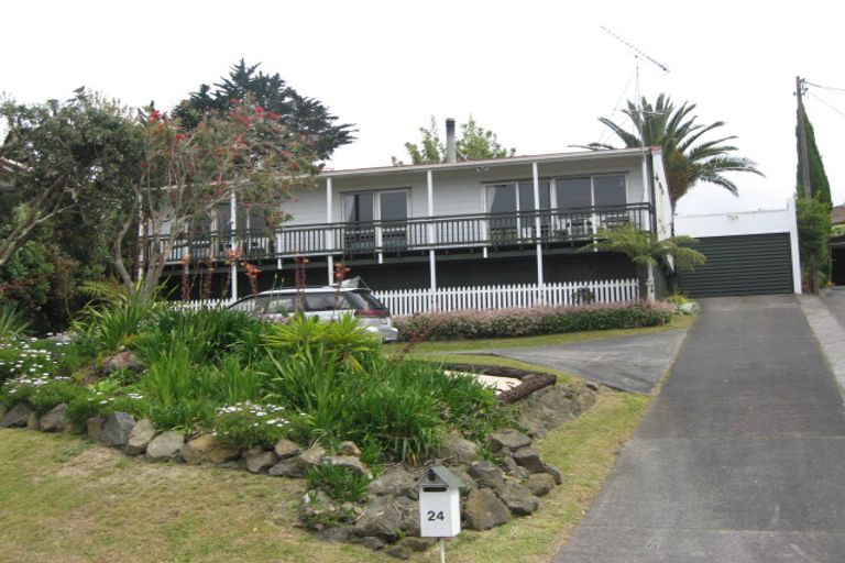 Photo of property in 24 Layton Road, Manly, Whangaparaoa, 0930