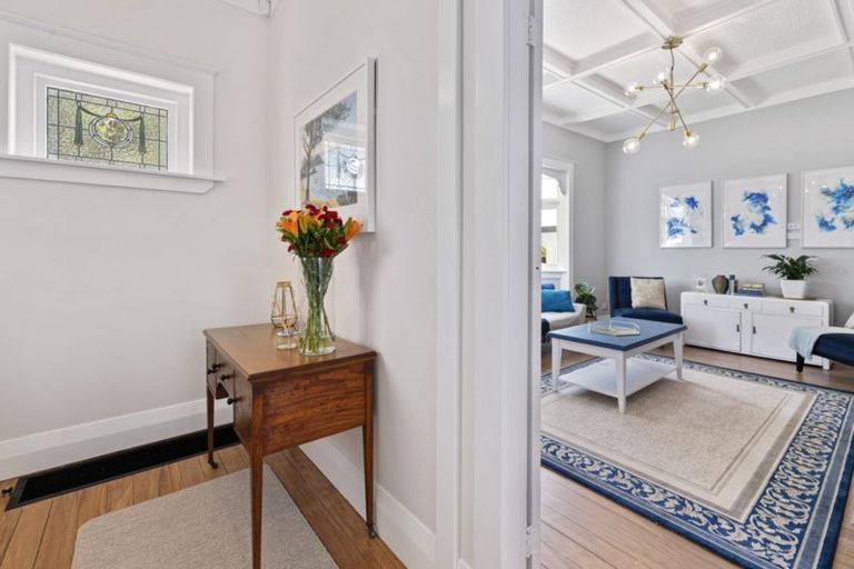 Photo of property in 11 Empire Road, Devonport, Auckland, 0624