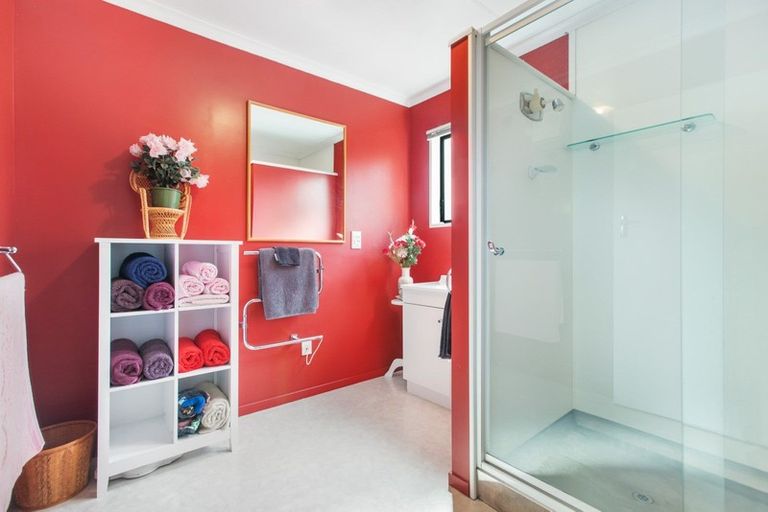 Photo of property in 35 Beech Street, Wanaka, 9305