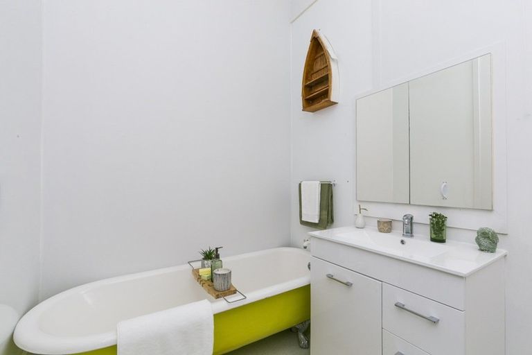 Photo of property in 83 Richmond Street, Petone, Lower Hutt, 5012