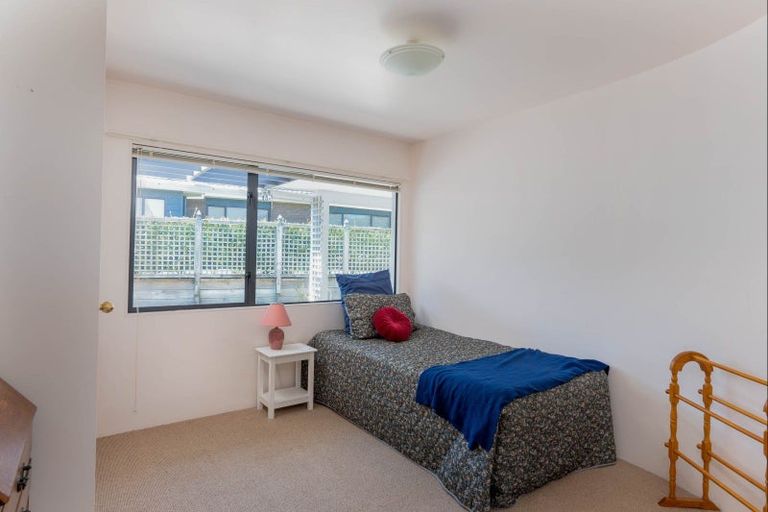 Photo of property in 75b Harvey Street, Waipahihi, Taupo, 3330