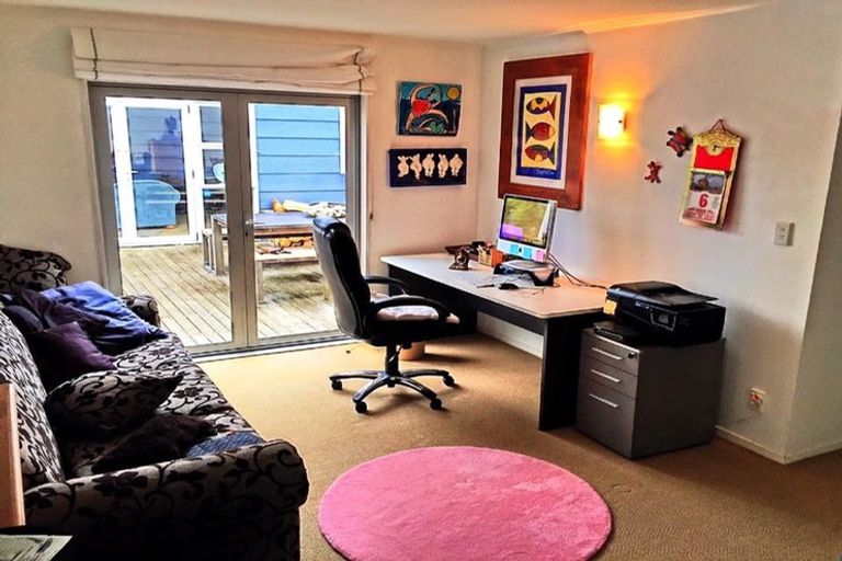 Photo of property in 2 Nicholas Street, Te Horo Beach, Otaki, 5581