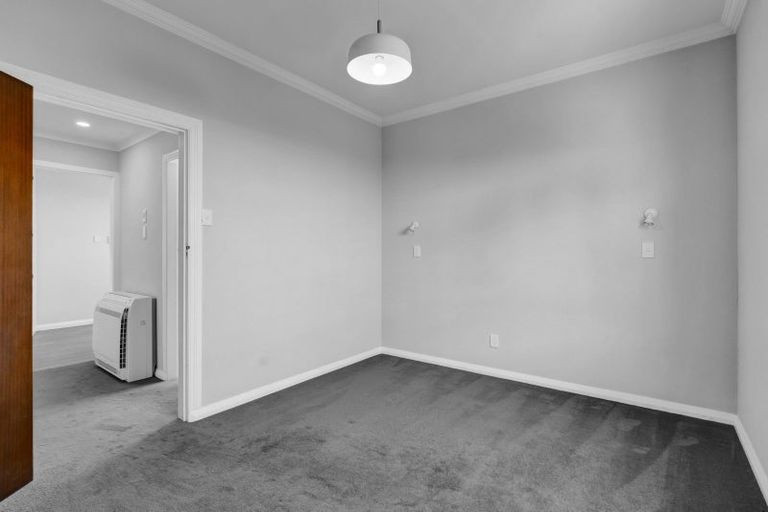 Photo of property in 104b Centennial Avenue, Waitara, 4320