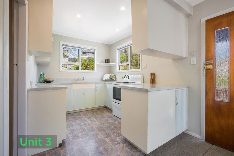 Photo of property in 3/7 Arawhata Street, Ranui, Porirua, 5024