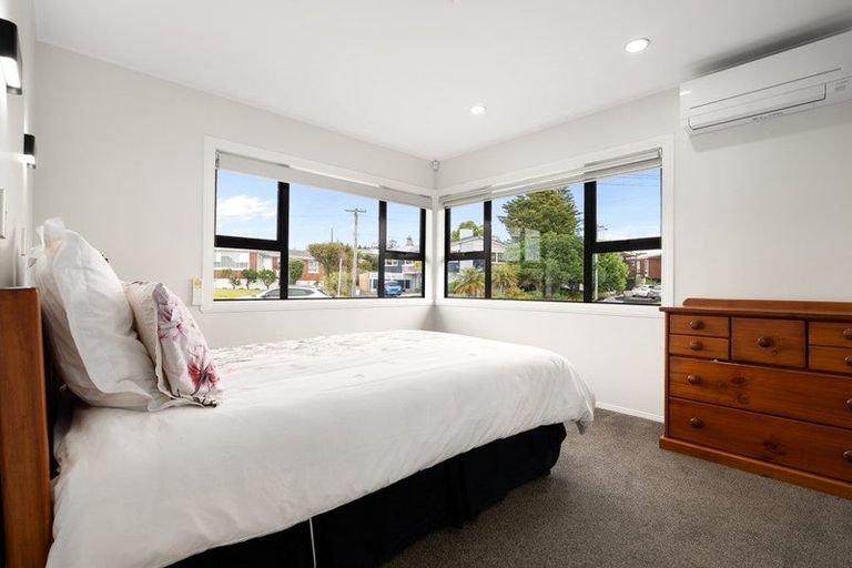 Photo of property in 15 Collie Street, Hillpark, Auckland, 2102