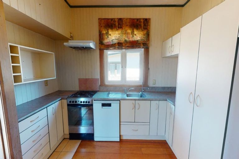 Photo of property in 48 Manson Street, Terrace End, Palmerston North, 4410