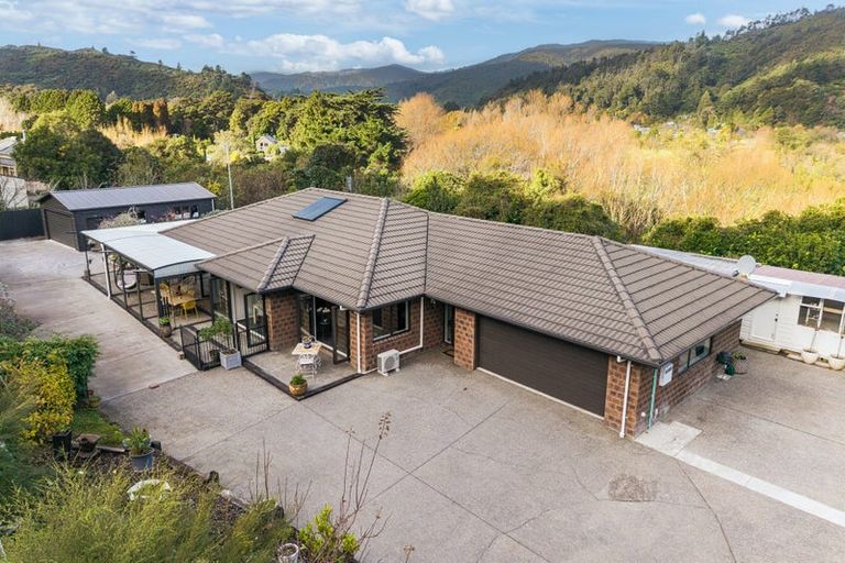 Photo of property in 55a Stanley Street, Wainuiomata, Lower Hutt, 5014