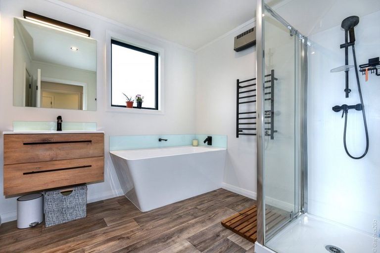 Photo of property in 16 Walter Place, Kirwee, Darfield, 7571