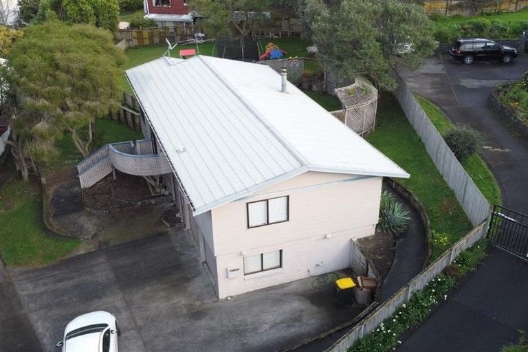 Photo of property in 9 Cantua Close, Totara Heights, Auckland, 2105