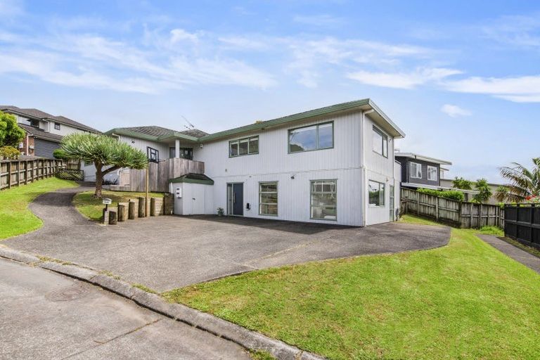 Photo of property in 184b Whangaparaoa Road, Red Beach, 0932