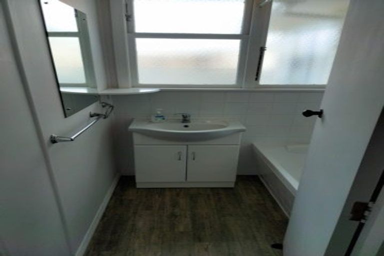 Photo of property in 6 Cottrell Crescent, Onekawa, Napier, 4110