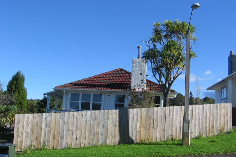Photo of property in 11 Tagor Street, Glen Eden, Auckland, 0602