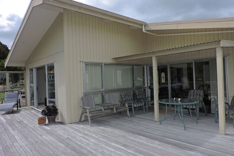 Photo of property in 9 Patui Avenue, Ngarimu Bay, Thames, 3575