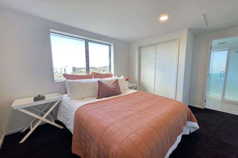 Photo of property in 172c Edgeware Road, Edgeware, Christchurch, 8013