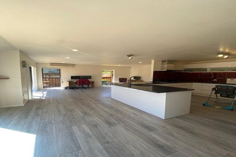 Photo of property in 2/7 Havelock Avenue, Forrest Hill, Auckland, 0620