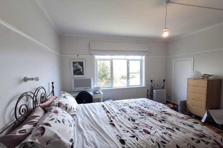 Photo of property in Nissen Court, 11f Hawker Street, Mount Victoria, Wellington, 6011