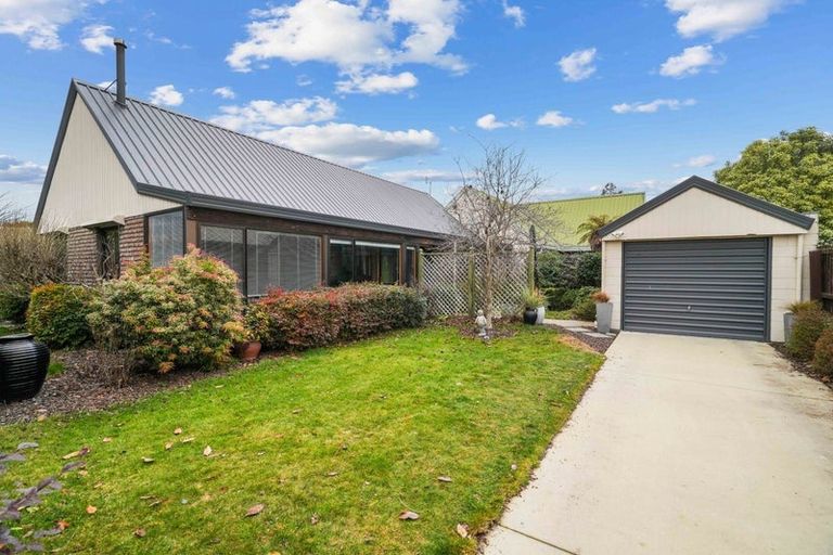 Photo of property in 1/13 Ridder Place, Halswell, Christchurch, 8025